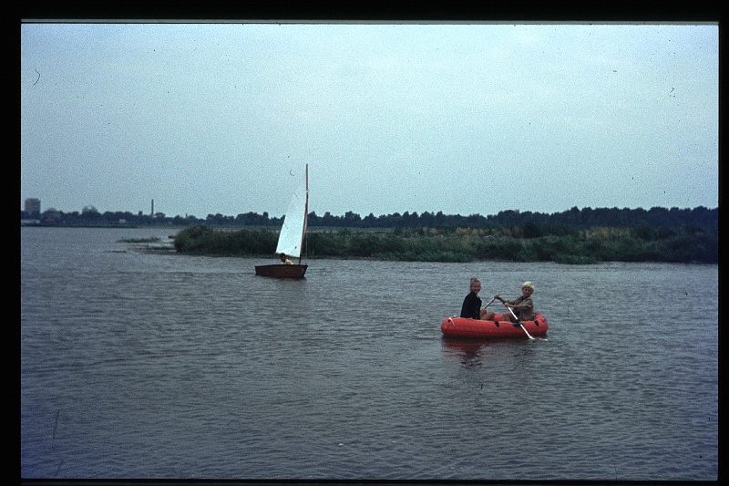 13.Delftsehout sep 1972 Brigitte,Peter.JPG
